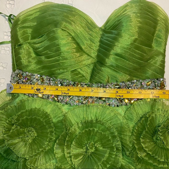 Cinderella Fit Flare Green Strapless Beaded Dress size S - Picture 4 of 8